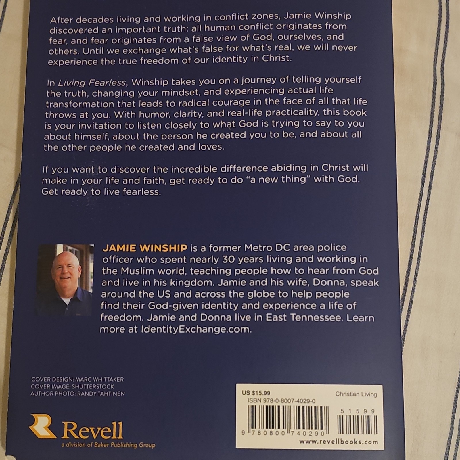 Revell Living Fearless by Jamie Winship Trade Paperback Religion Self-Help 2022