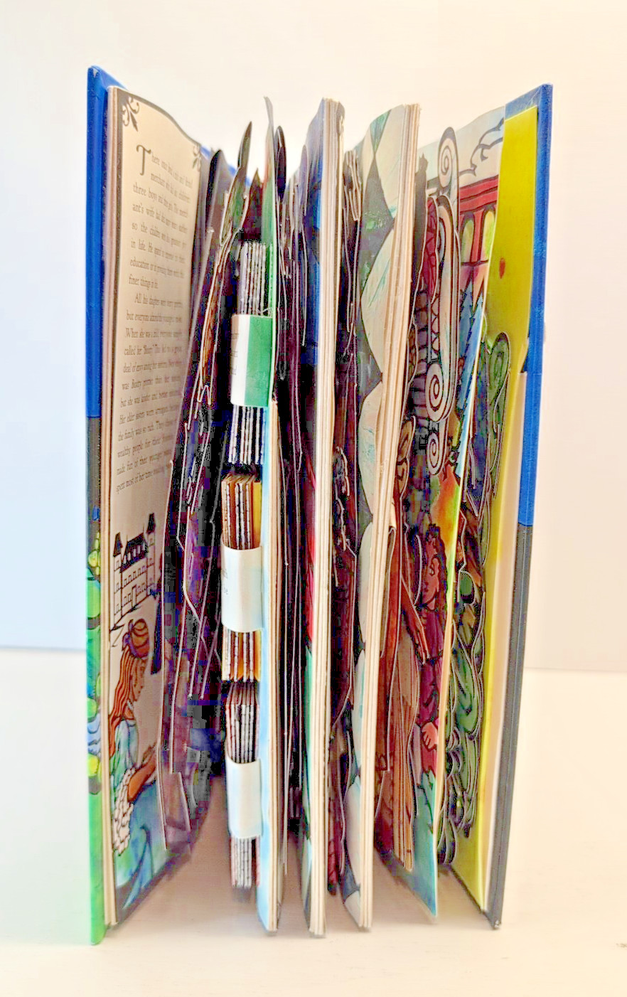 SIGNED! ROBERT SABUDA BEAUTY AND THE BEAST POP-UP BOOK OF THE CLASSIC FAIRY TALE