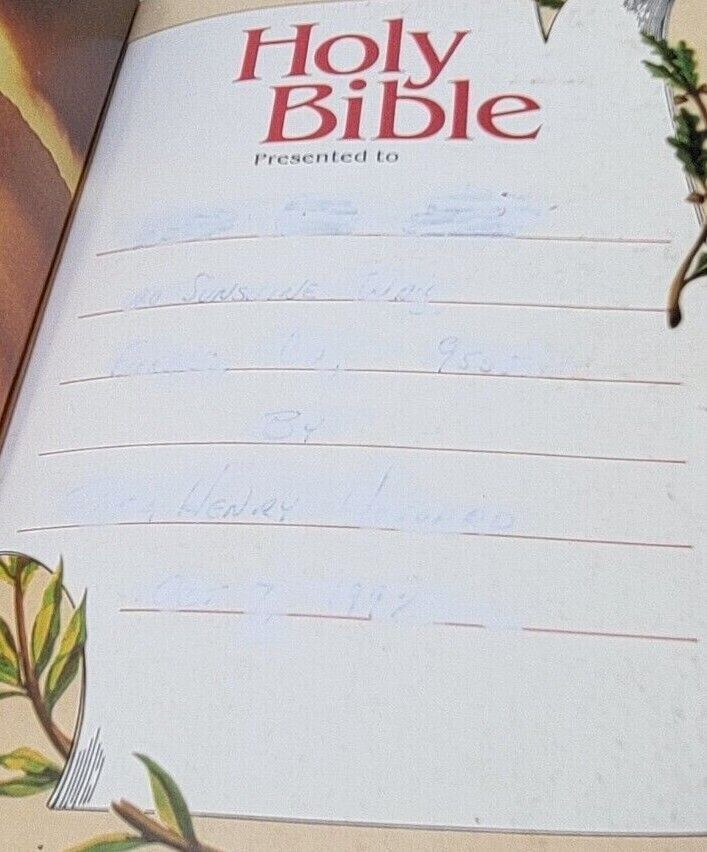 Holy Bible NKJV Red Letter Edition Dictionary Concordance Nelson Index Tabs (G27