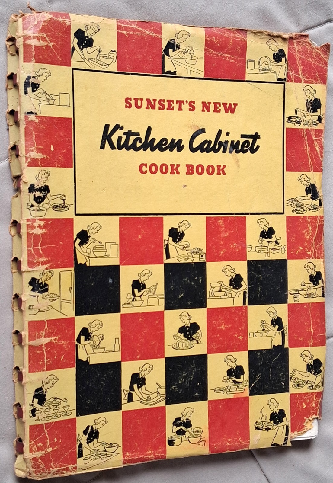 Sunset’s New Kitchen Cabinet Cook Book 1938 Sunset Magazine First Printing