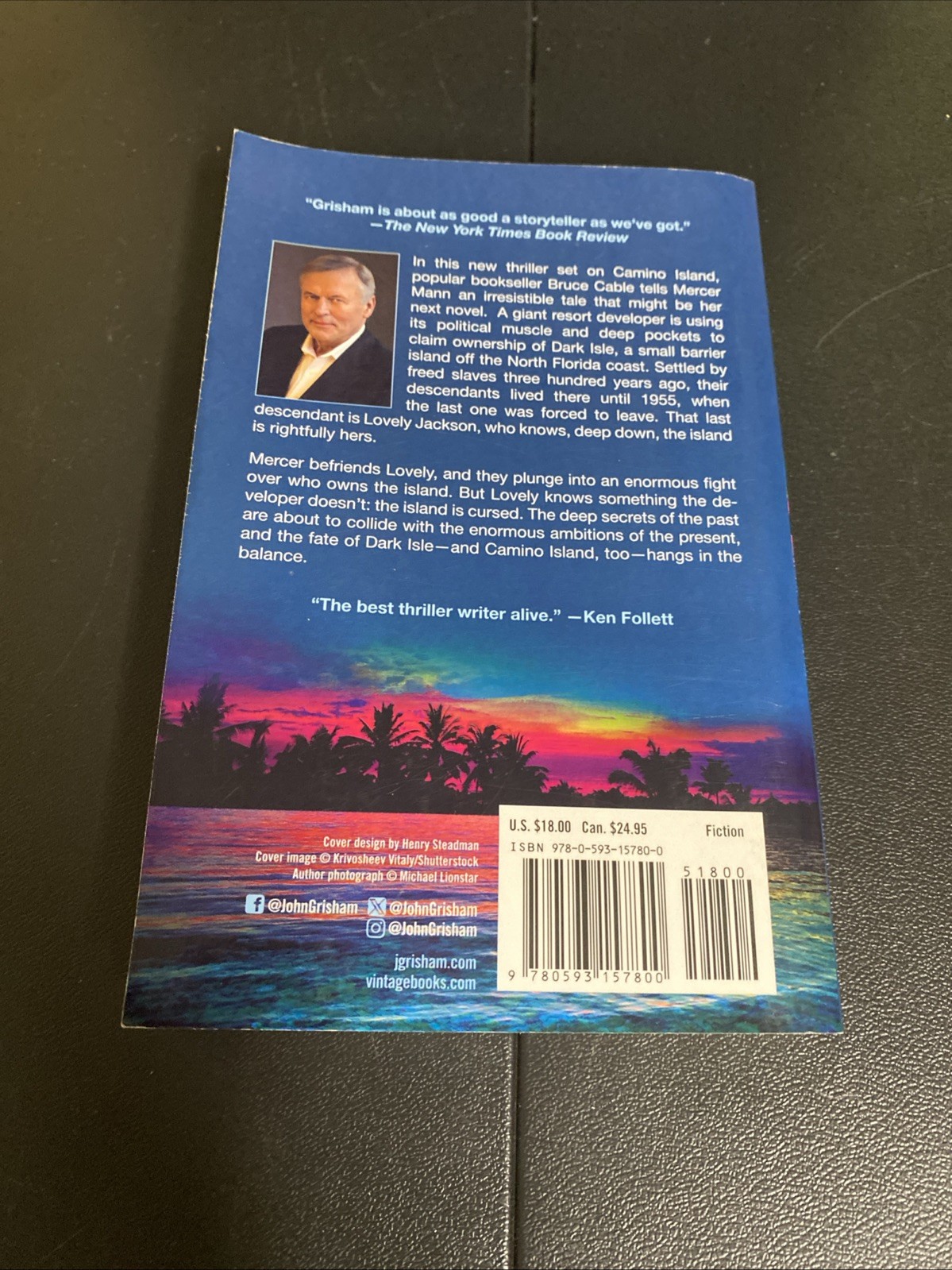 Camino Ghosts – a novel by John Grisham – trade paperback