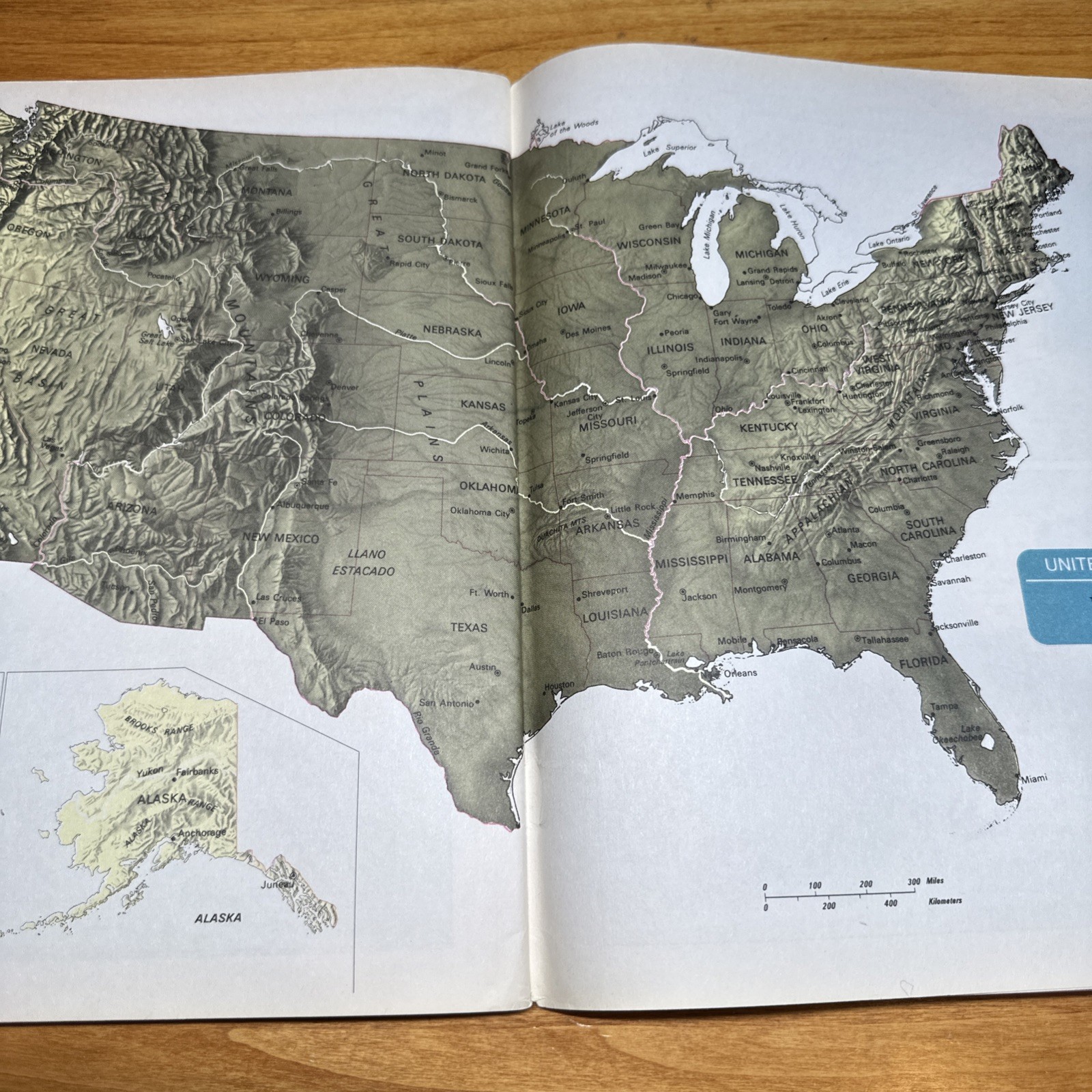4 Maps Charts Graphs Levels D, E, F, and G Modern Curriculum Press US World pb