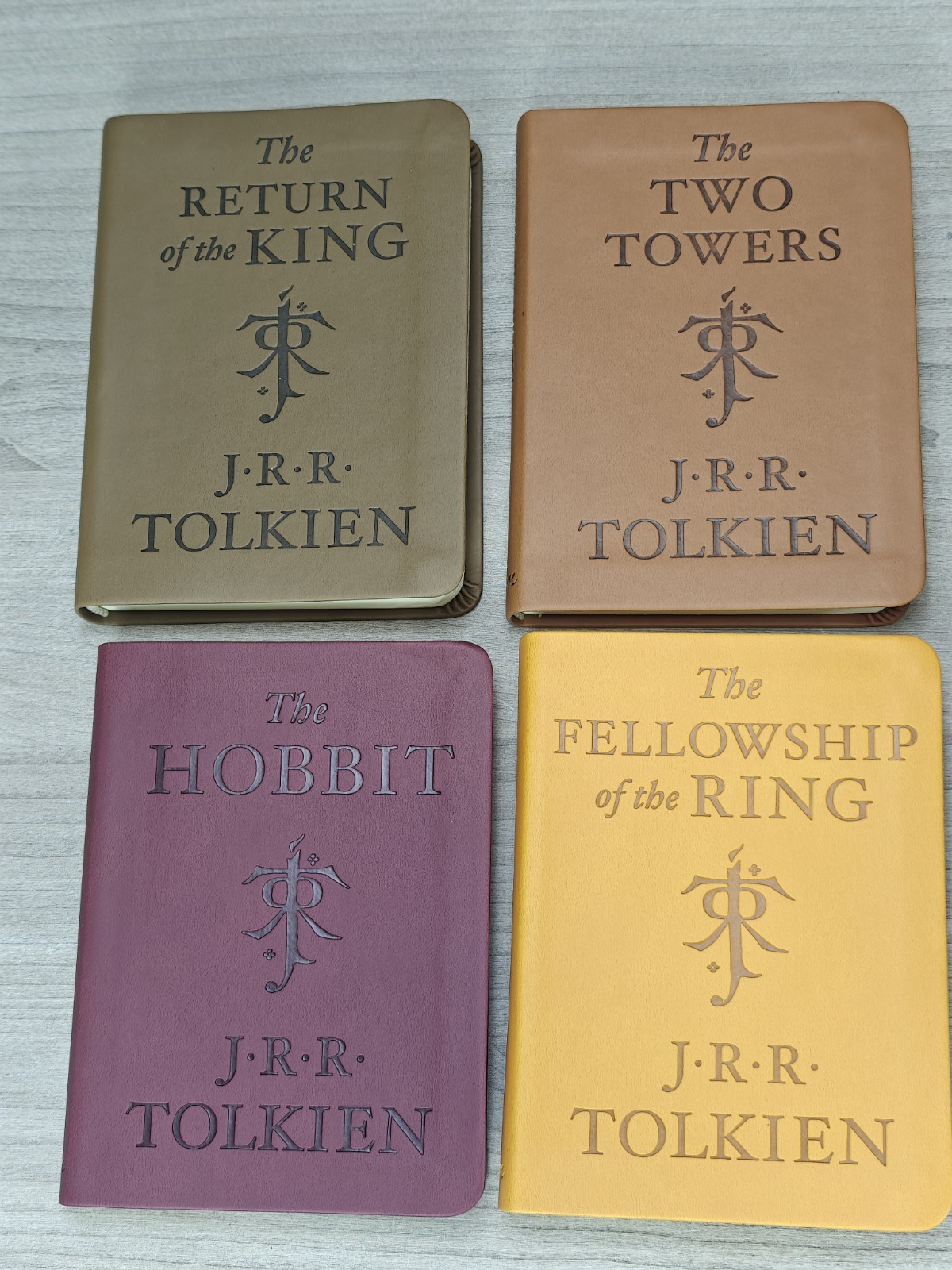 4 Book Boxed Set J.R.R TOLKIEN: HOBBIT & LORD OF THE RINGS – Leather Pocket Size
