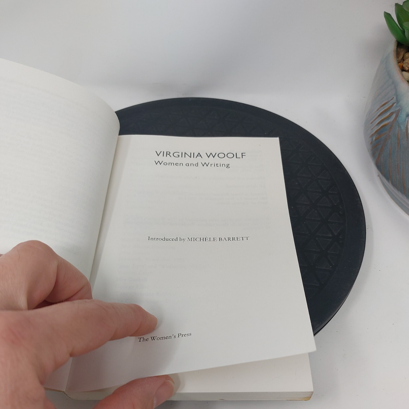 Women and Writing by Woolf, Virginia Introduced by Michael Barrett PB 1979
