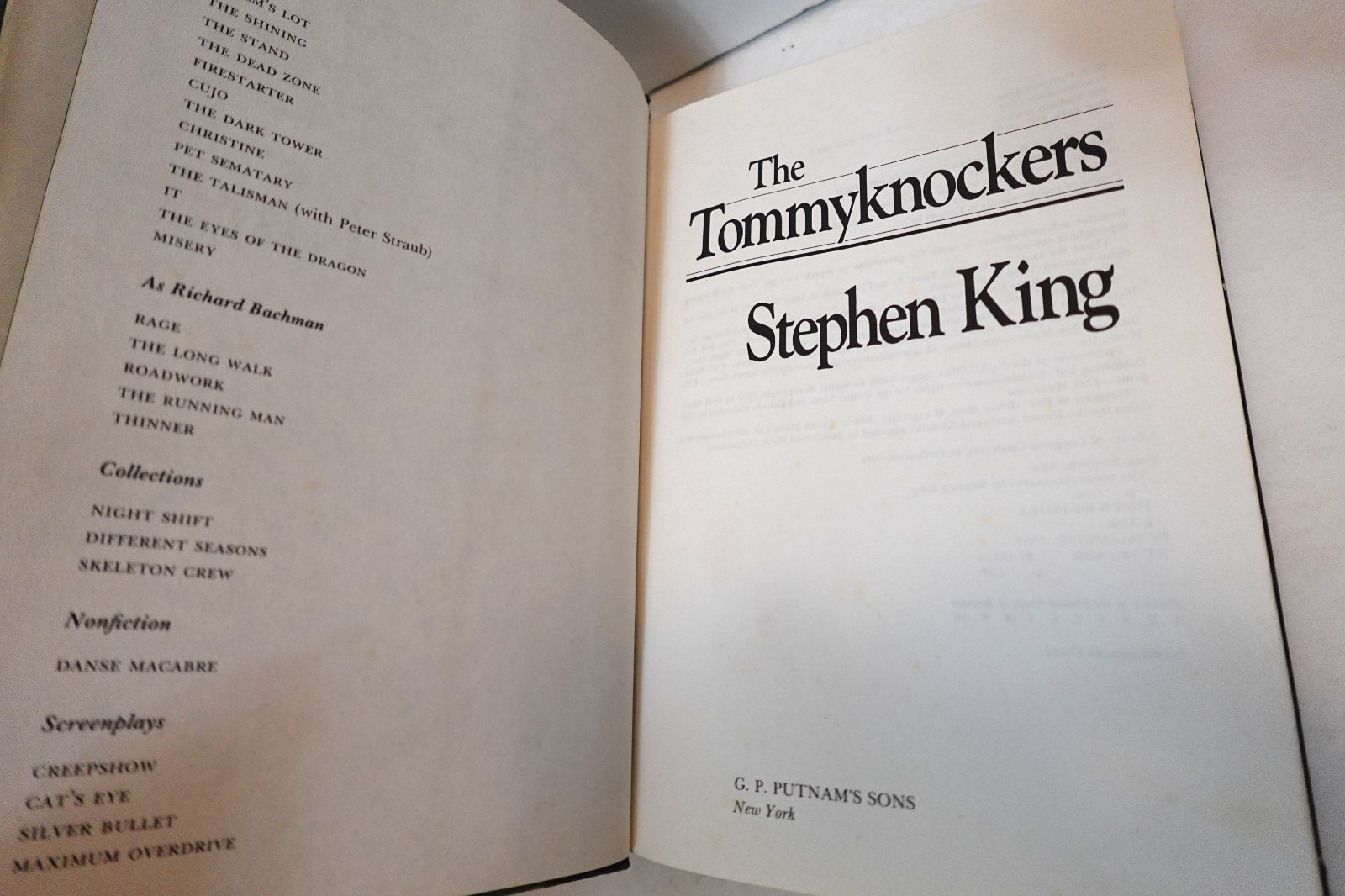 The Tommyknockers (by Stephen King) 1987 hardcover book