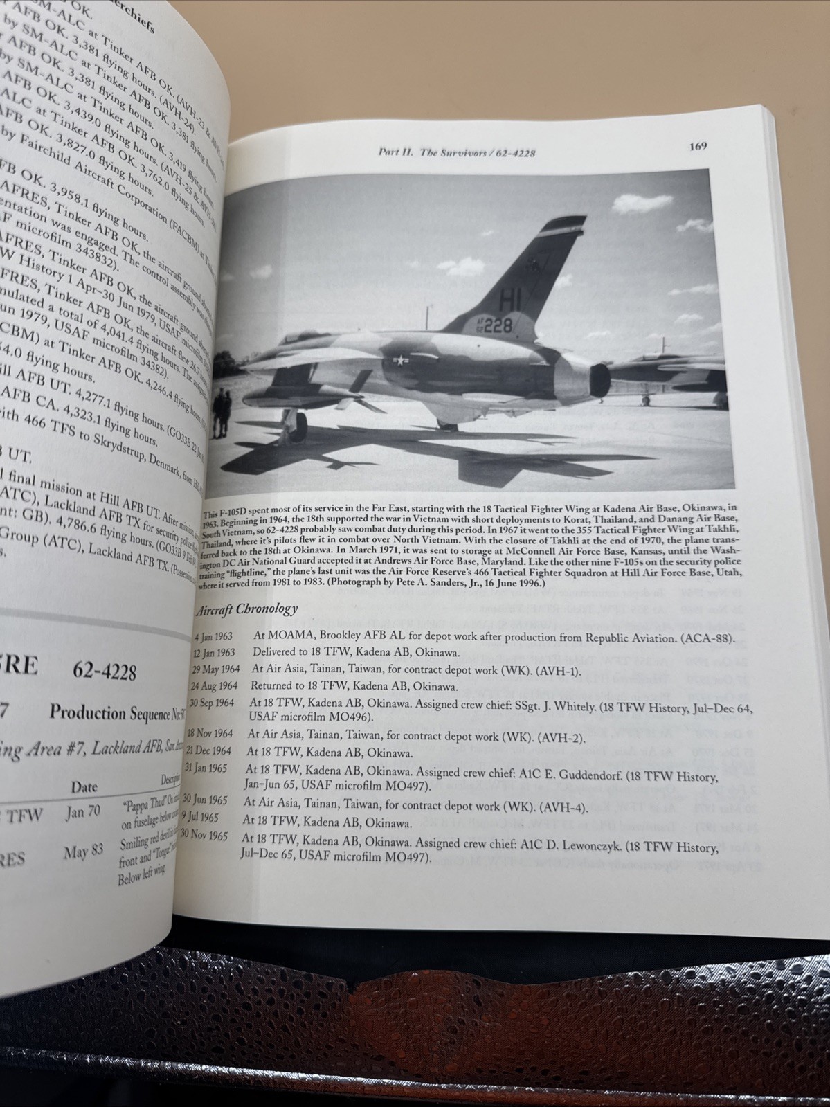 F-105 THUNDERCHIEFS: A 29-YEAR ILLUSTRATED OPERATIONAL HISTORY W Howard Plunkett
