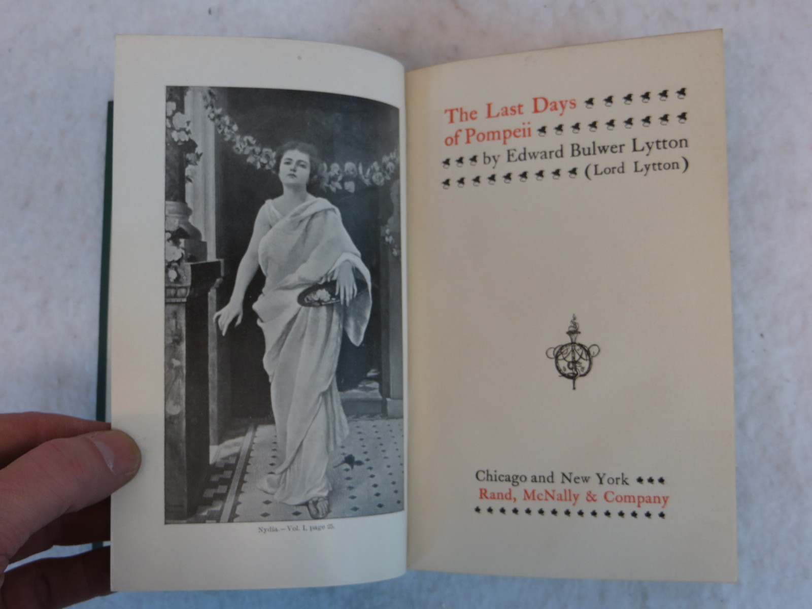 Edward Bulwer Lytton THE LAST DAYS OF POMPEII Rand McNally