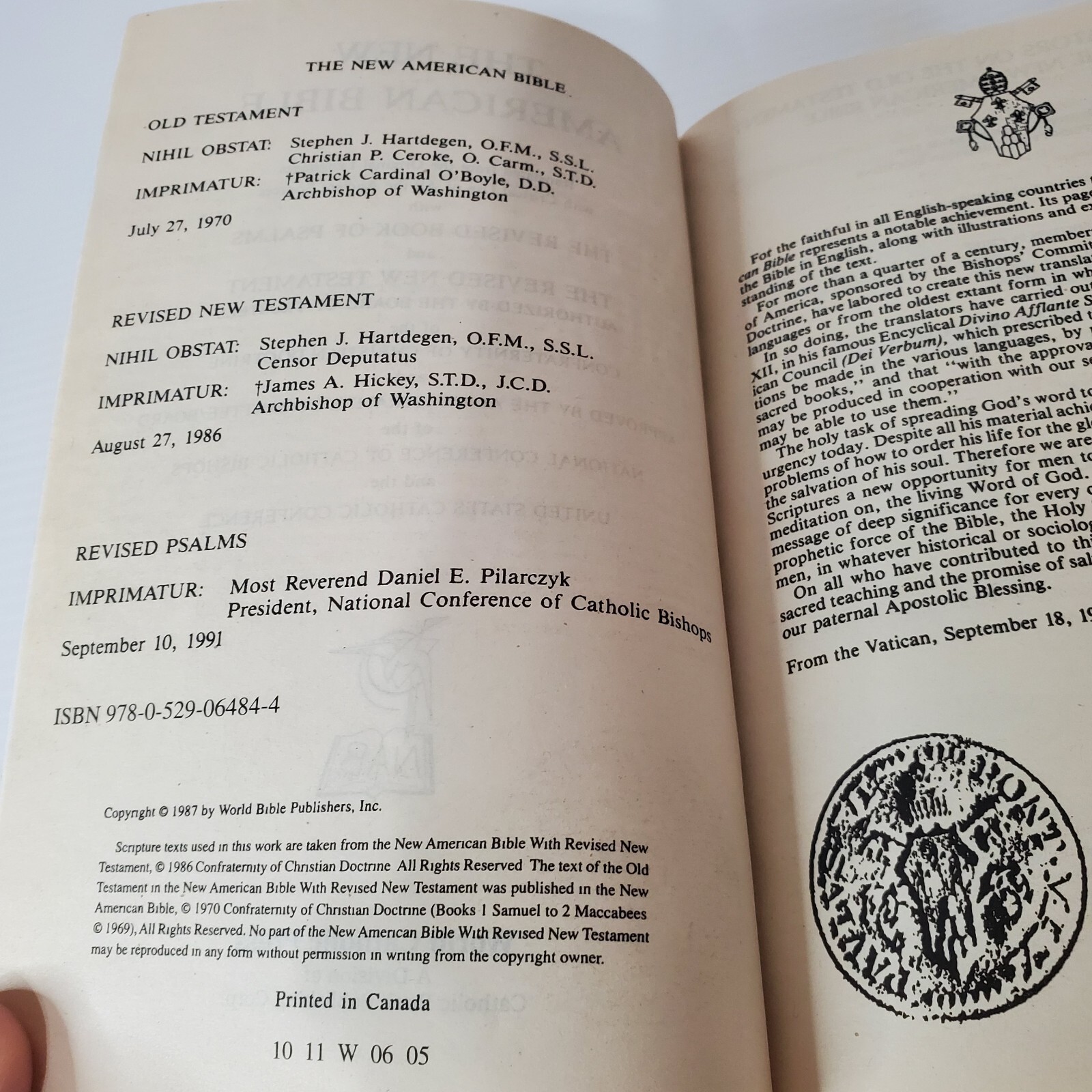 The New American Bible Paperback World Catholic Press Revised Psalms
