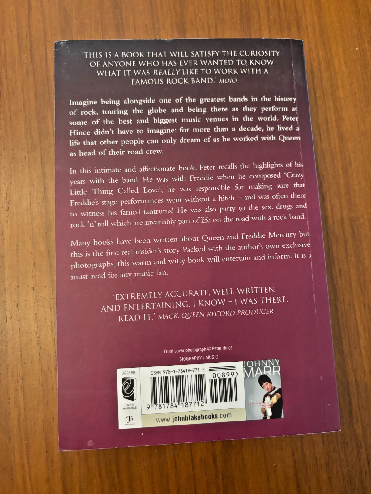 QUEEN UNSEEN by PETER HINCE PAPERBACK BOOK FREDDIE MERCURY BRIAN MAY