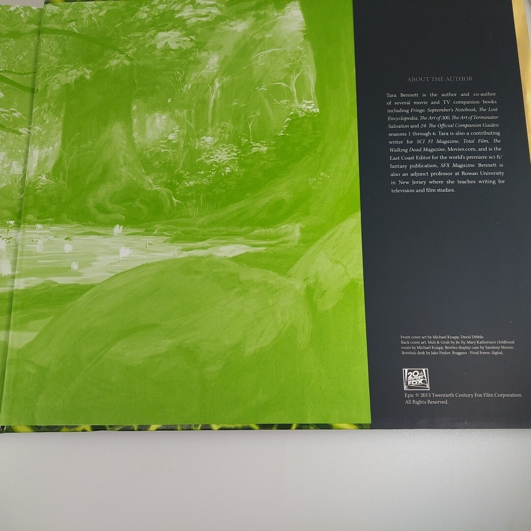 The Art of Epic by Tara Bennett 2013 1st Printing Illustrated HCDJ Titan Books