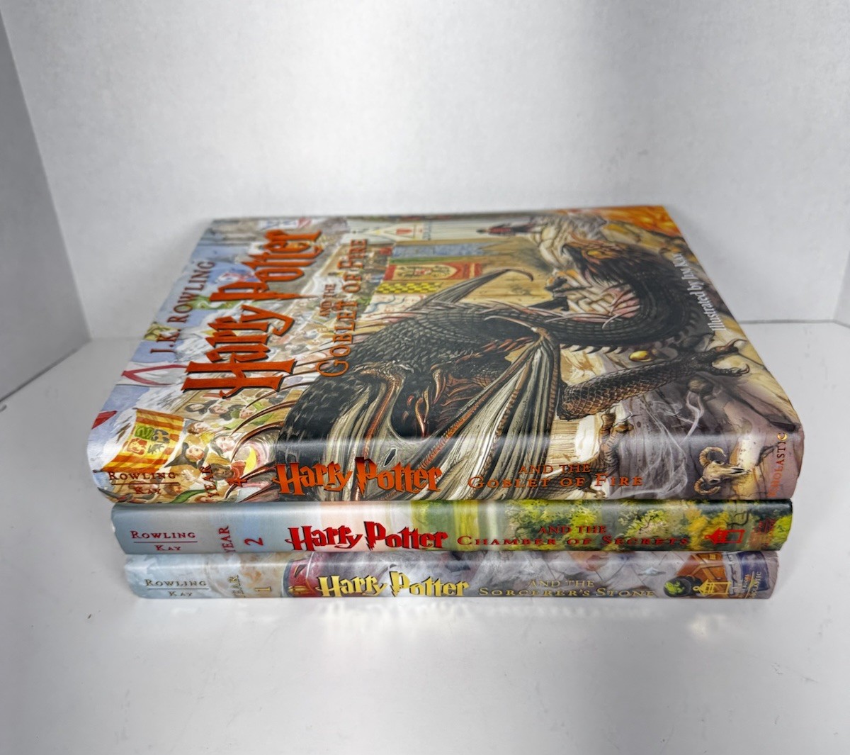 Harry Potter Hardcover/illusrated by Jim Kay books ( year 1,2,4) W/ Dust Covers