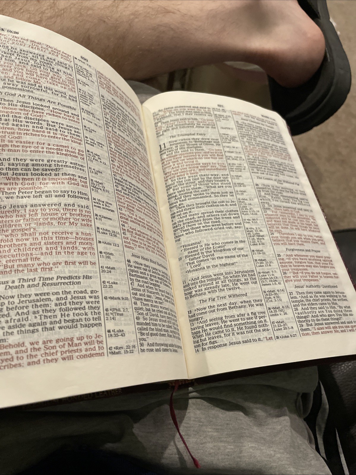 1994 NKJV ULTRATHIN REFERENCE BIBLE BURGUNDY BONDED LEATHER BROADMAN & HOLMAN