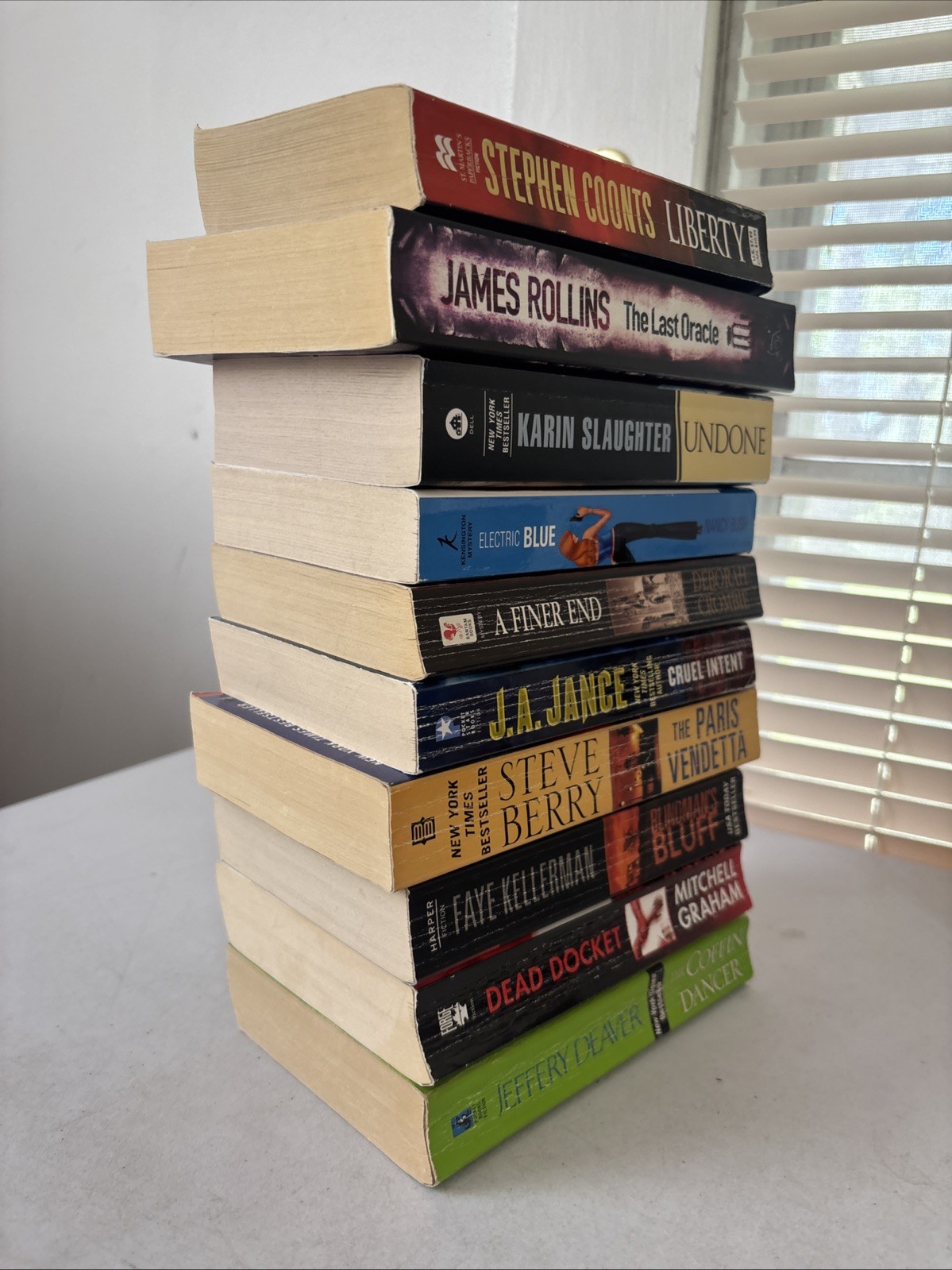 Lot of 10 – Mystery and Thrillers – Mixed Authors – FREE SHIPPING