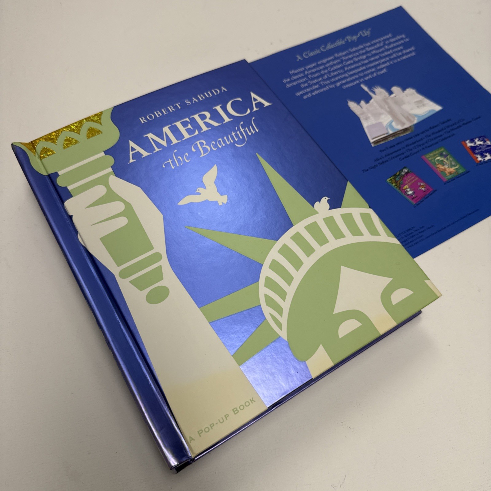 NEW VINTAGE America the Beautiful Pop-Up Book by Robert Sabuda 2004 Edition