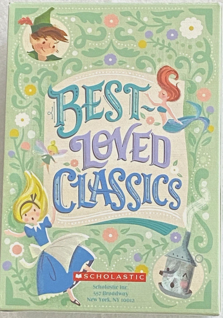 Best Loved Children’s Classics Collection 6 Scholastic Books in Case (see below)