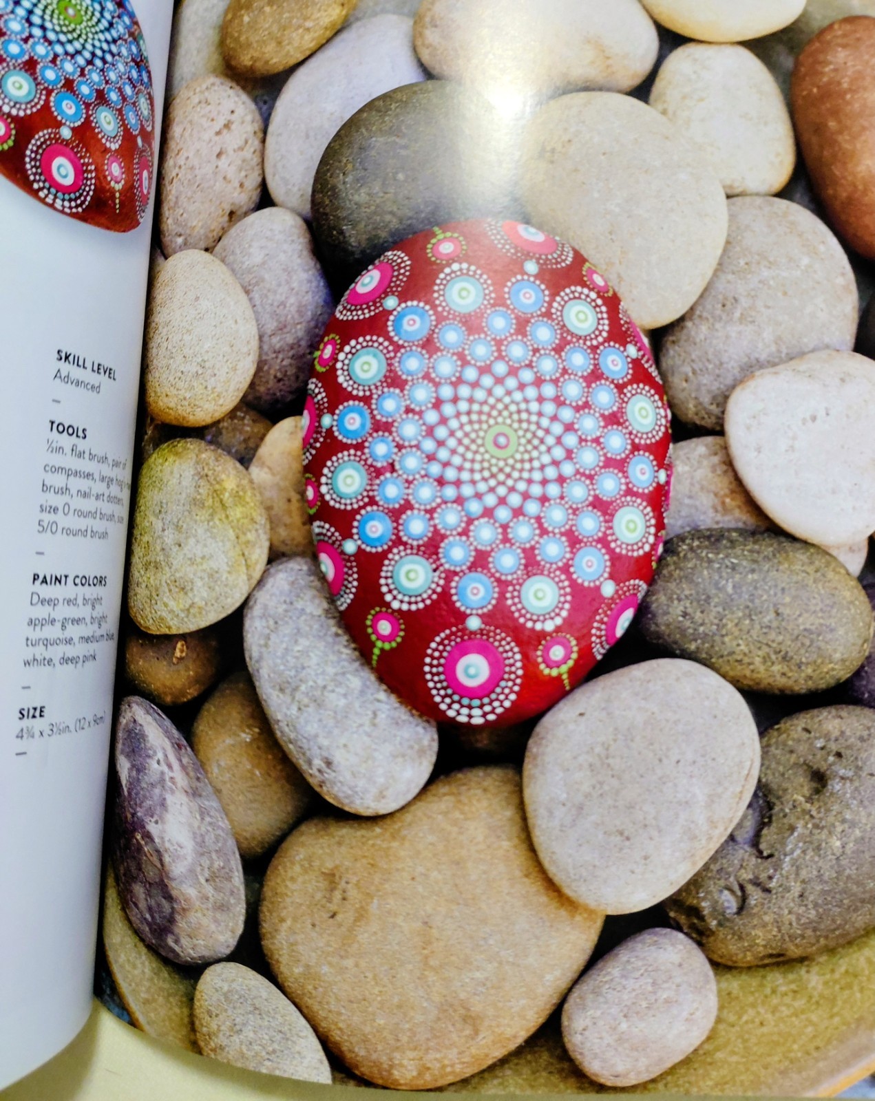 Mandala Stones 50 Designs 128 Pages