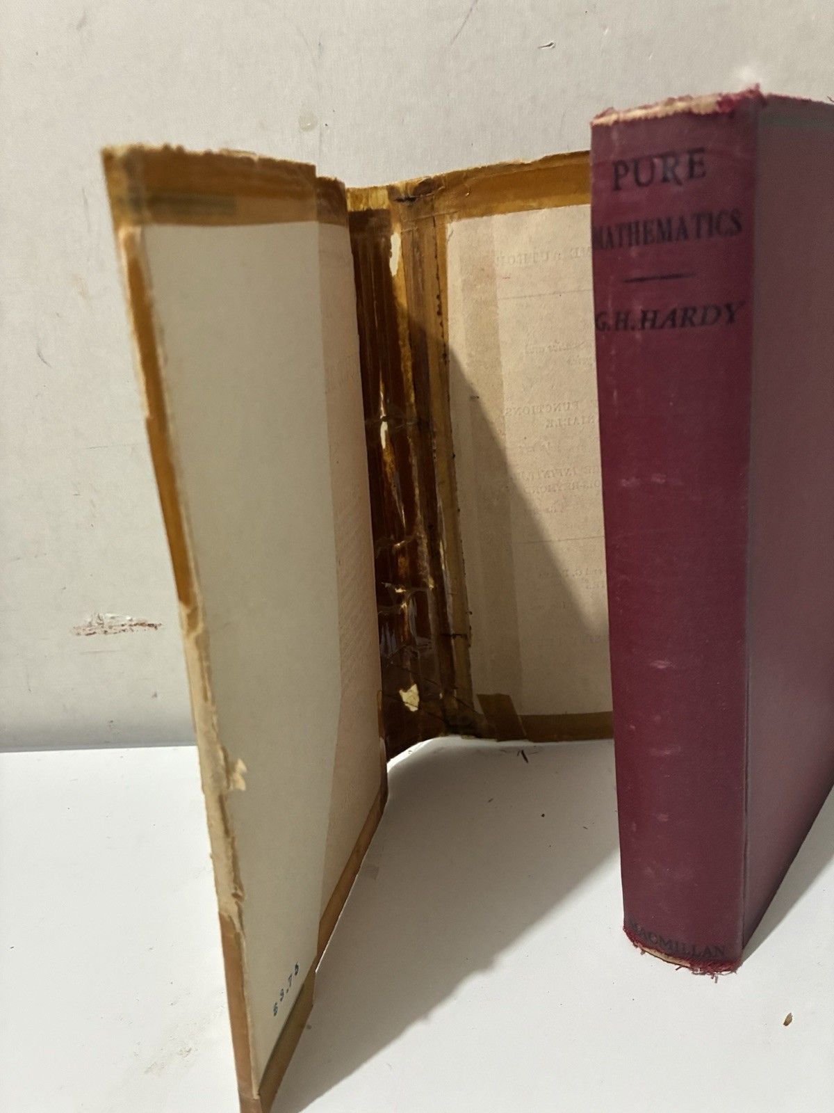 A Course of Pure Mathematics – G. H. Hardy 1938 – Hardcover