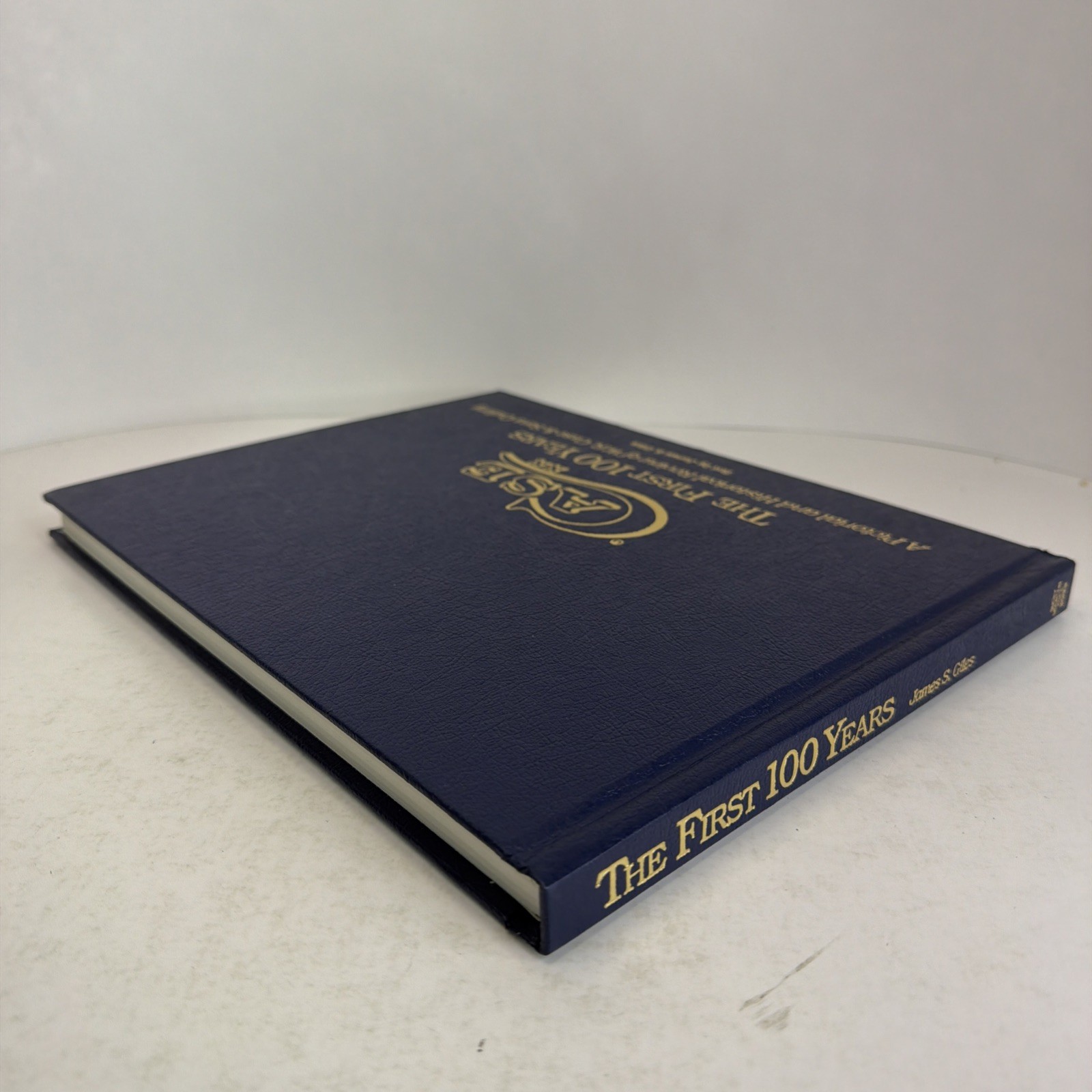 Case Knives First 100 Years Pictorial Historical Review of W.R. Case & Sons Book