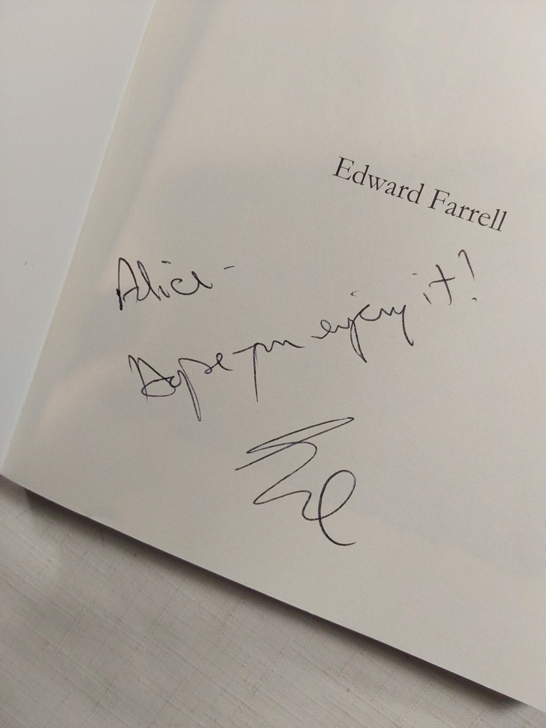 SIGNED White Angel by Farrell, Edward [Paperback, 282 pages] Dark Ink Press 2018
