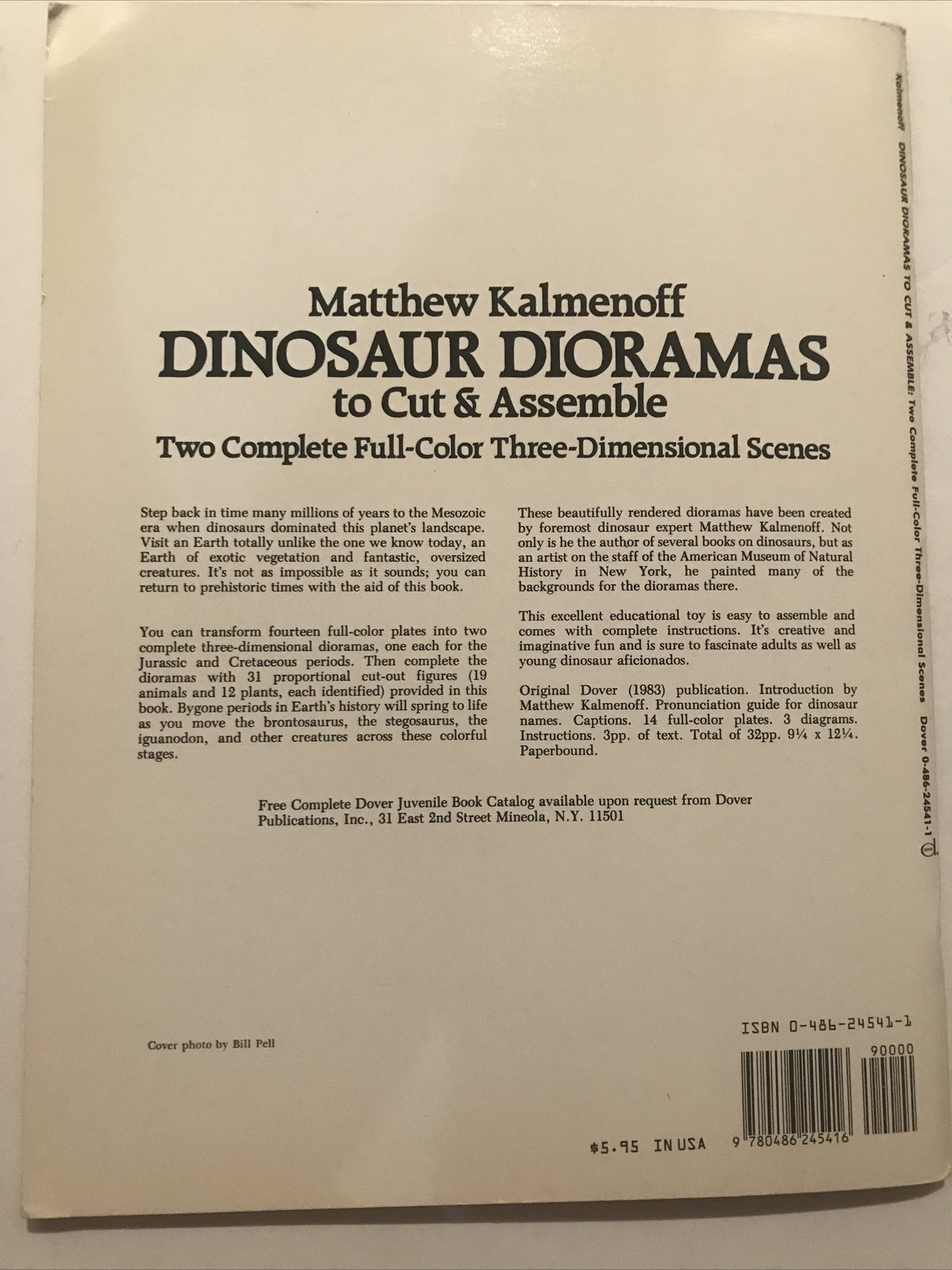 Cut & Assemble Dinosaur Dioramas Book- Two Complete Color 3D Scenes -Kalmenoff