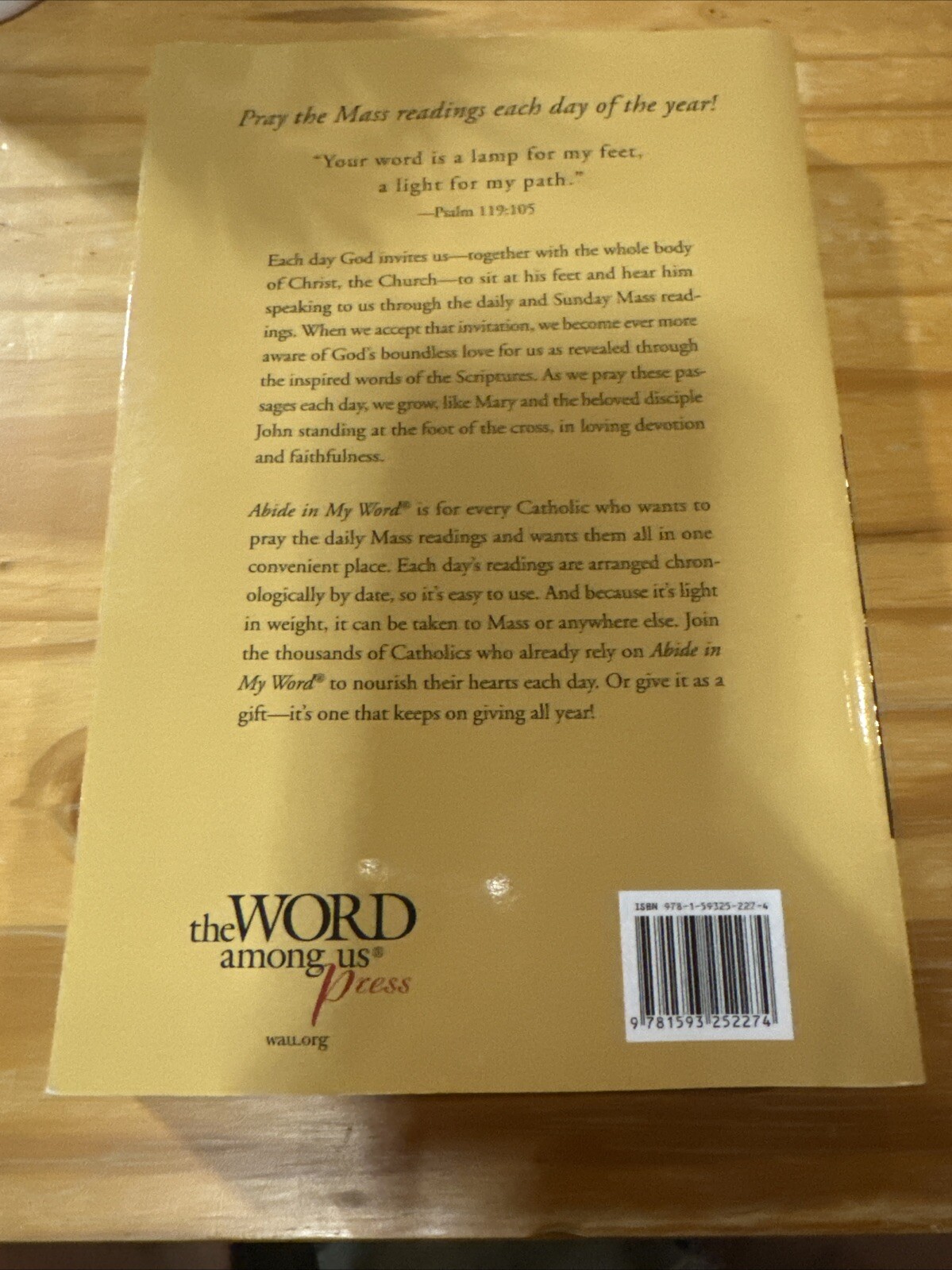 Abide in My Word : Mass Readings at Your Fingertips by The Word Among Us… EUC