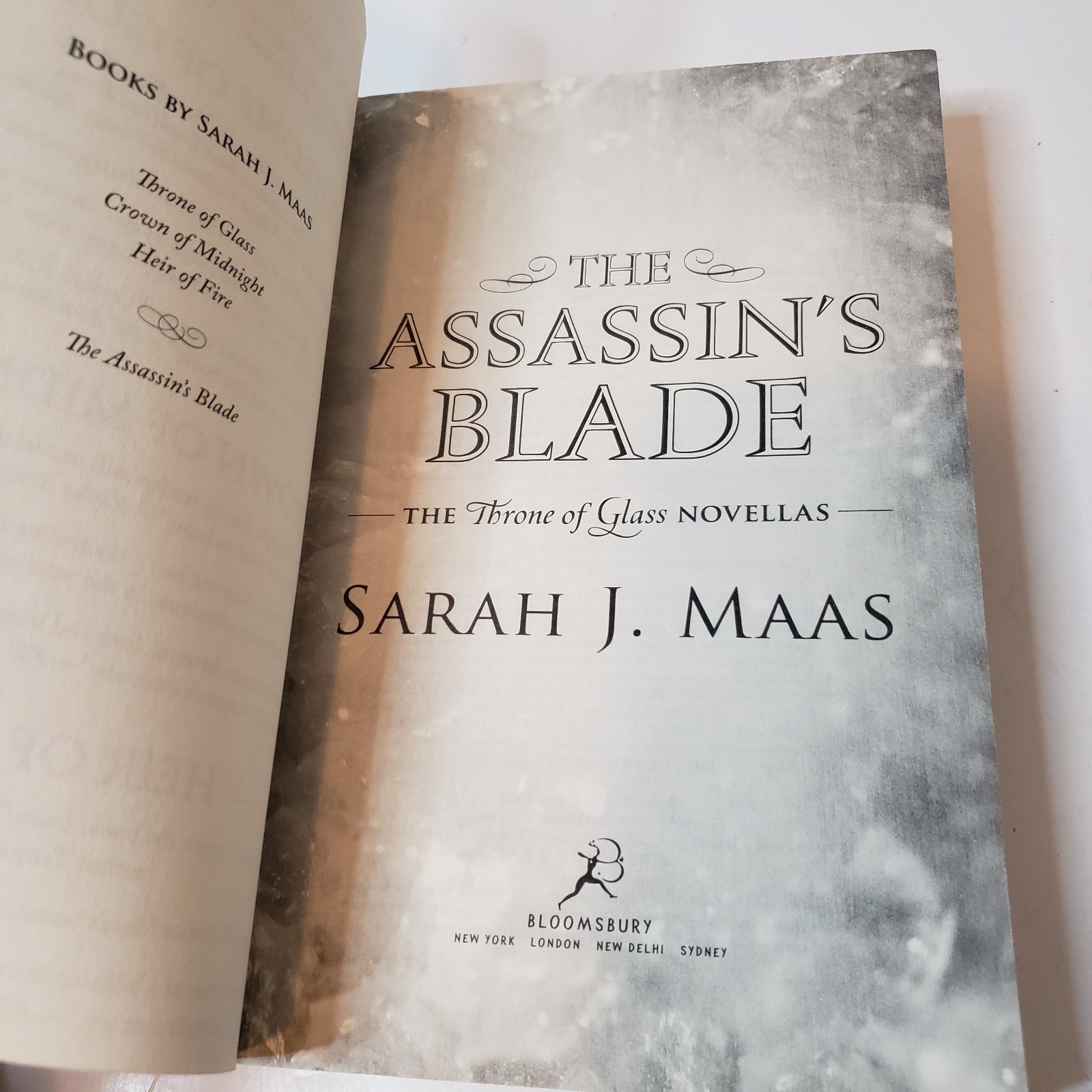 The Assassin’s Blade PB Book Sarah J Maas Throne of Glass Prequel Novella 1st Ed