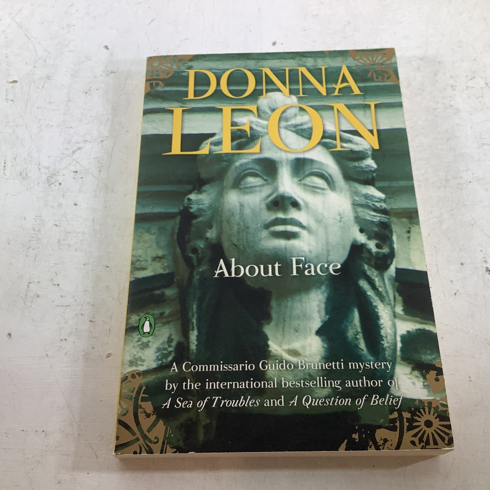 Donna Leon lot of 8 Commissario Guido Brunetti Mystery Series Trade PB Like New