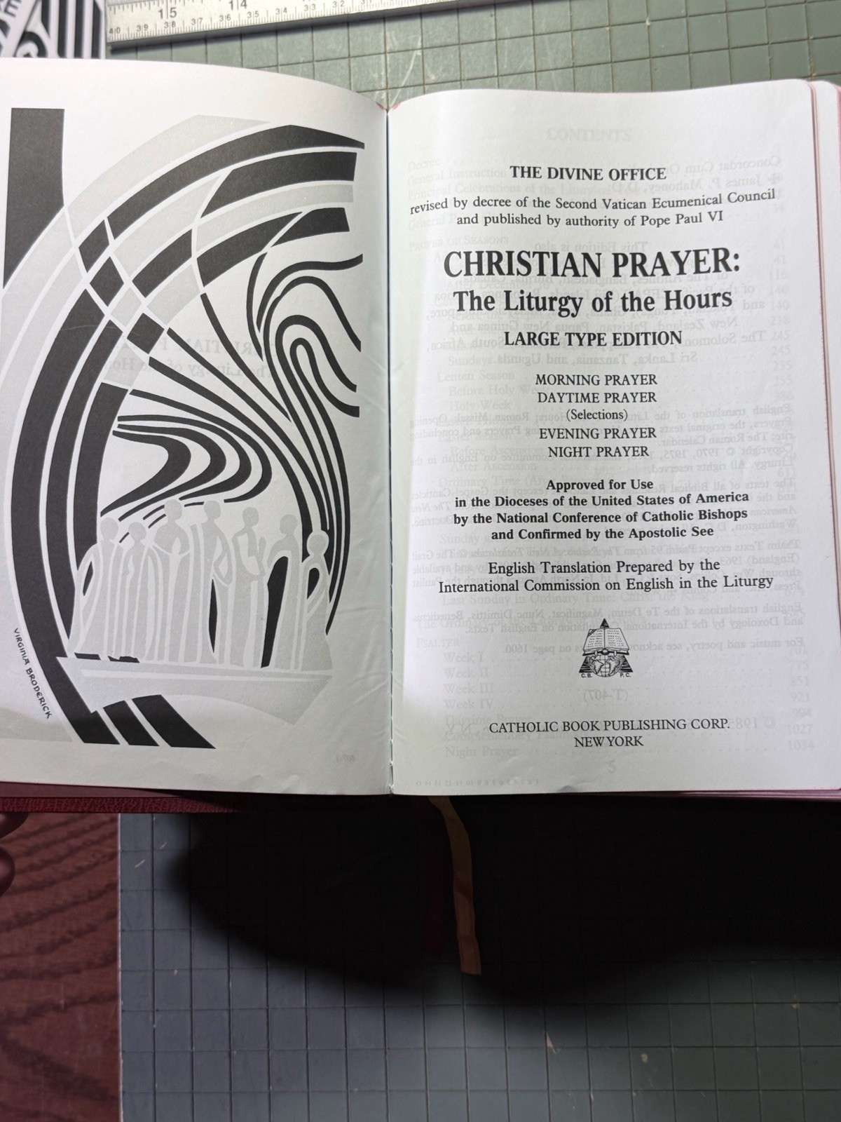 Christian Prayer LARGE Type Catholic Book Publishing Company 407/10 Printed 1985