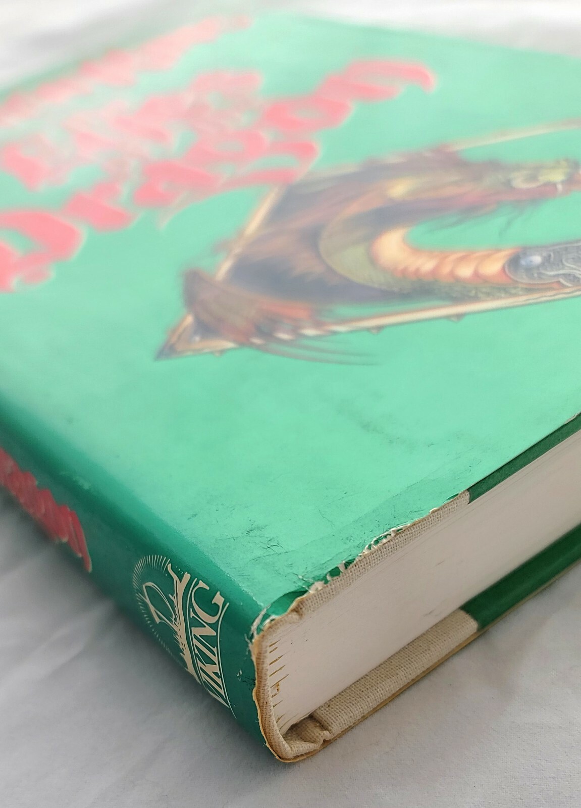 THE EYES OF THE DRAGON by Stephen King (1987, HCDJ) Viking Penguin