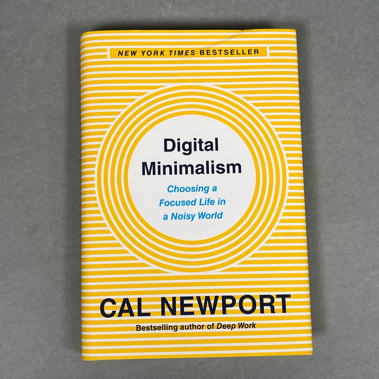 Digital Minimalism: Choosing a Focused – Hardcover, by Newport Cal – VERY GOOD