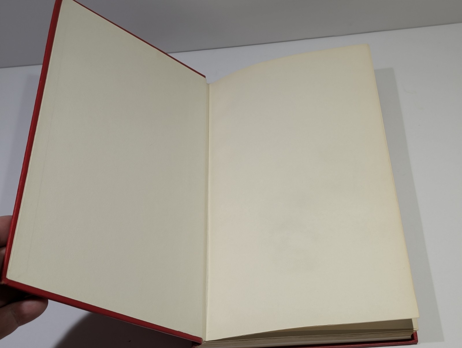 The Sword In The Age Of Chivalry Hardcover 1ST Ed. Book Oakeshott w/ Dust Jacket