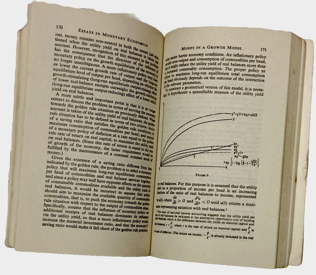 Essays in Monetary Economics (Collected Works of Harry Johnson) by Harry G. Jo..