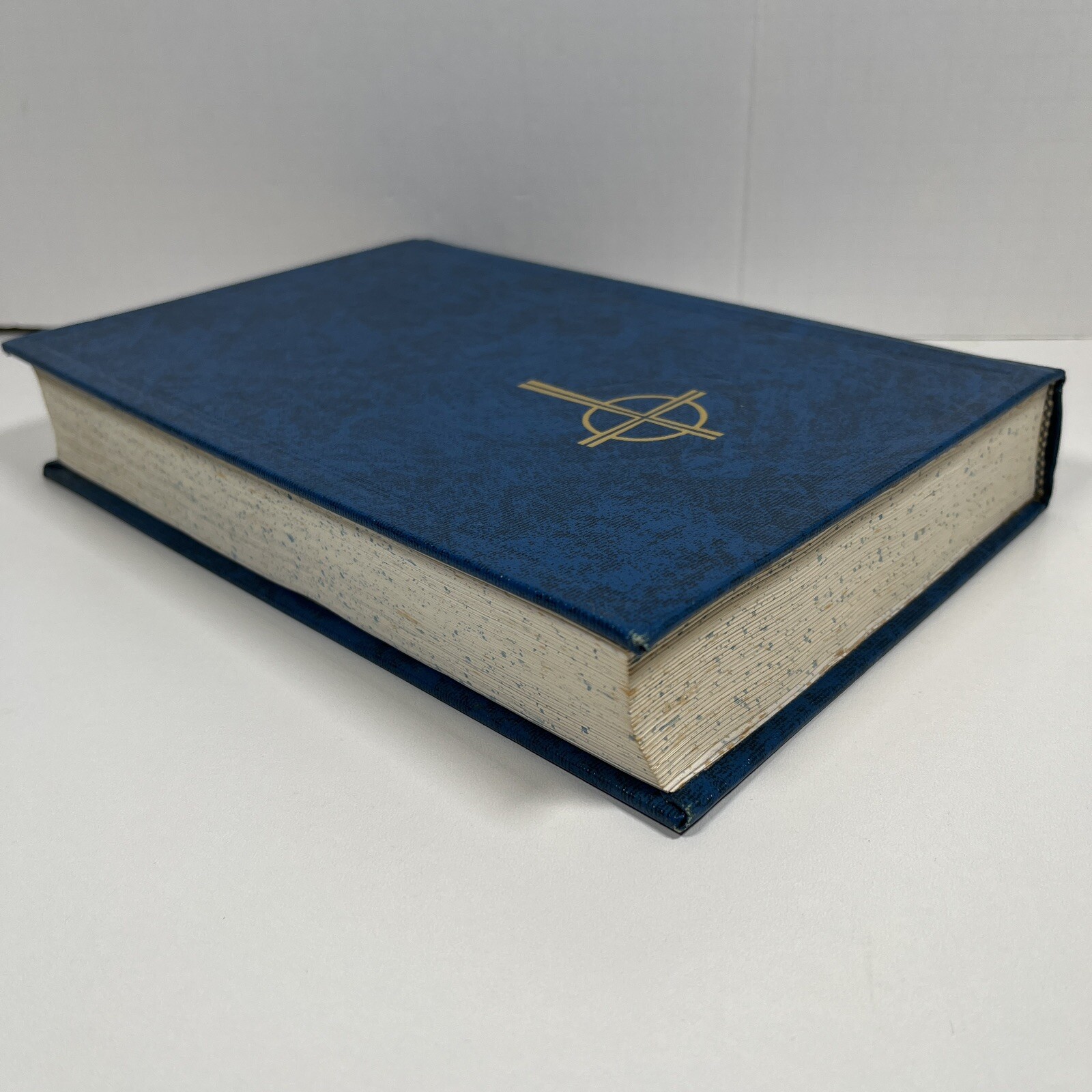 Lutheran Worship 1986 Concordia Publishing House *Back 3-4 Pages Water Damage