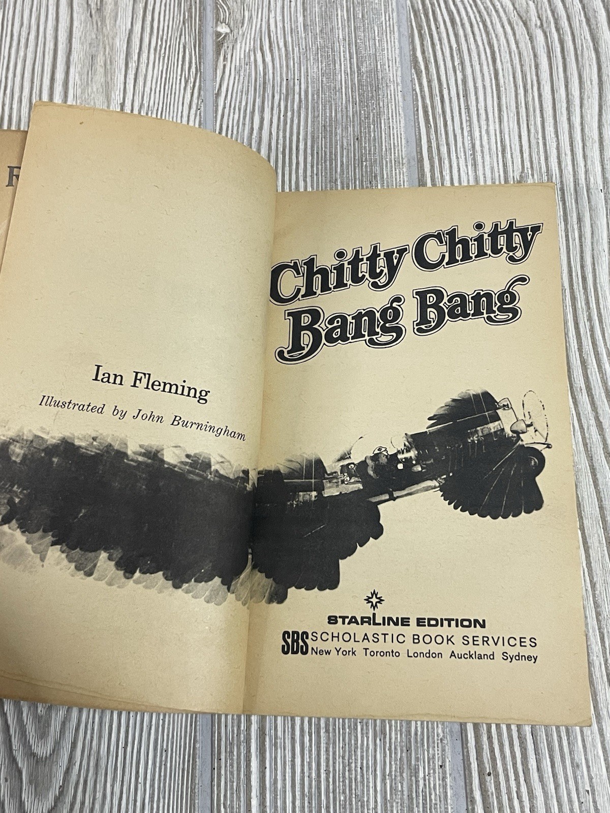 Chitty Chitty Bang Bang 1968 PB Ian Fleming Signet T3705 Movie Dick Van Dyke