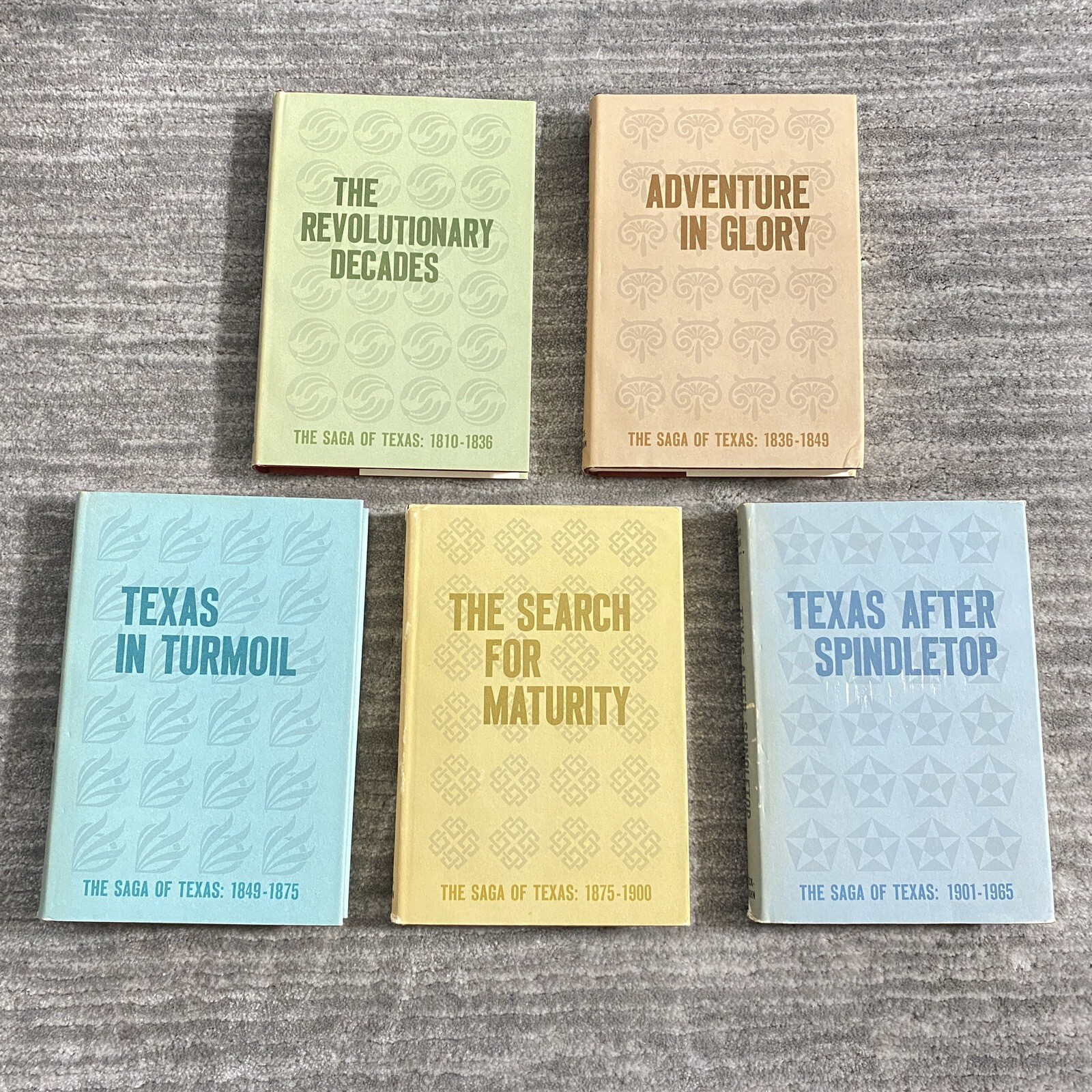 The Saga of Texas Series 1965 Steck-Vaughn Set (Missing 1 Volume) Signed Texana