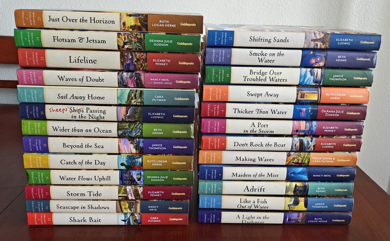 Complete Set Mysteries of Martha’s Vineyard Novels Guideposts Books 1-25 Volumes