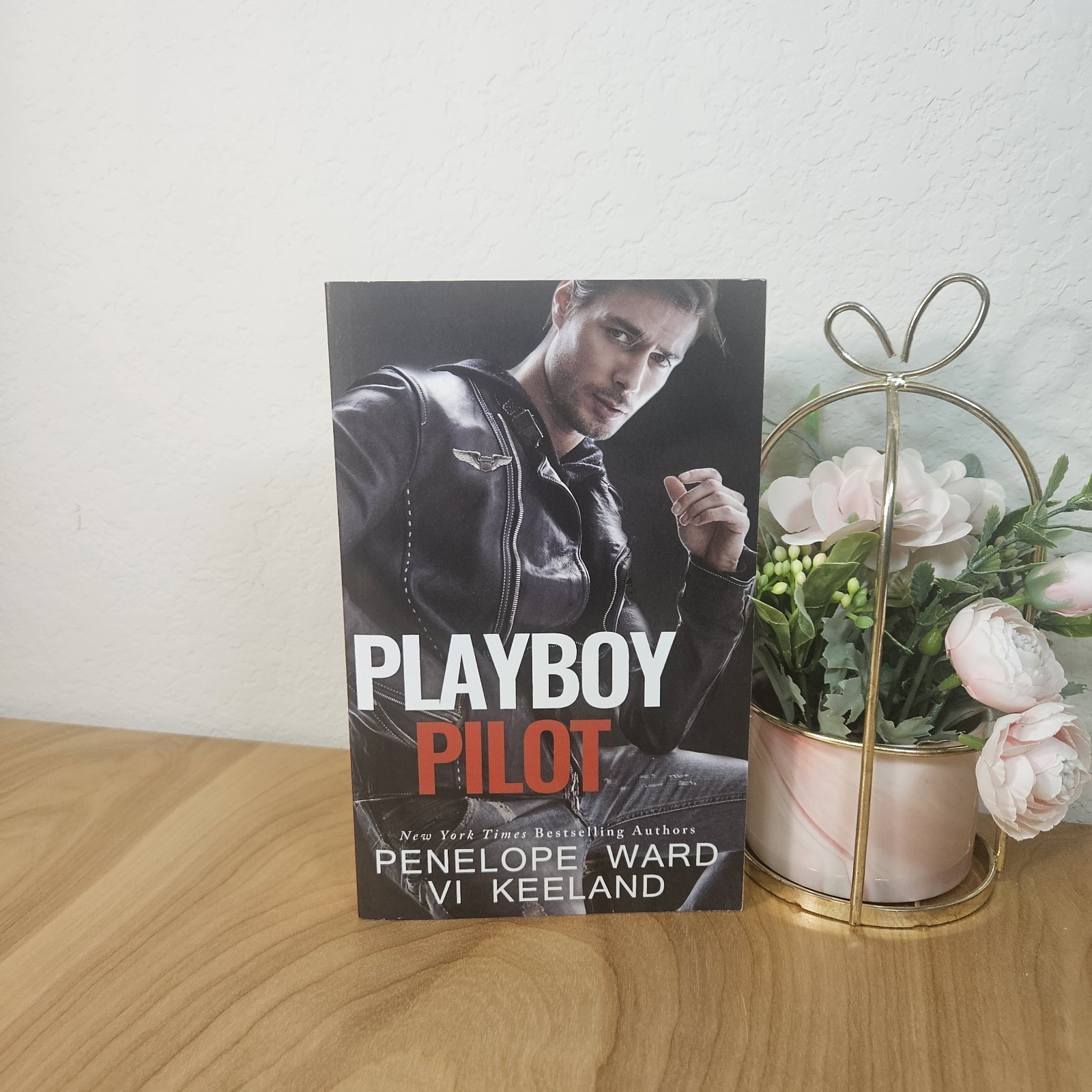Playboy Pilot by Vi Keeland and Penelope Ward (2016, Trade Paperback) SIGNED