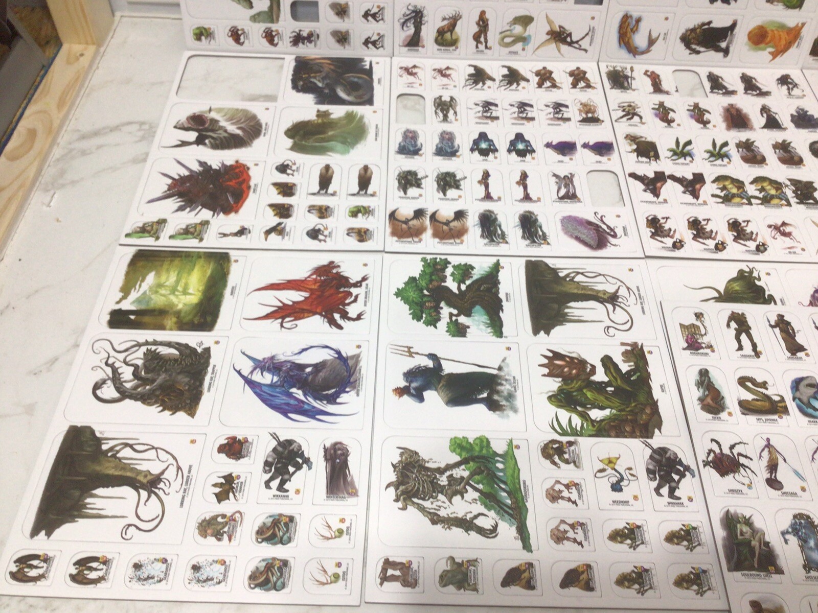Bestiary by Paizo Publishing Staff and Paizo Staff (2014, Game)Only 16 Punched !