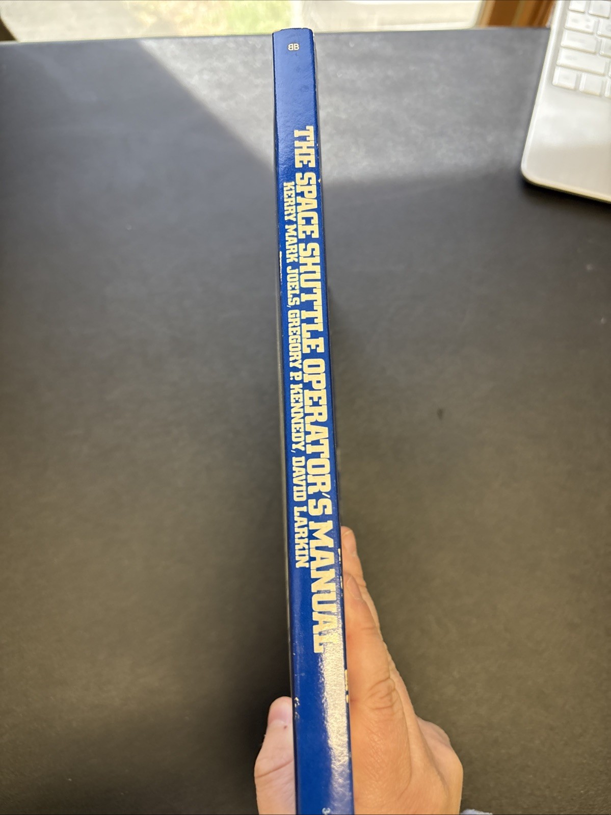 The Space Shuttle Operators Manual 1982 By Kerry Mark Joels, Gregory P. Kennedy