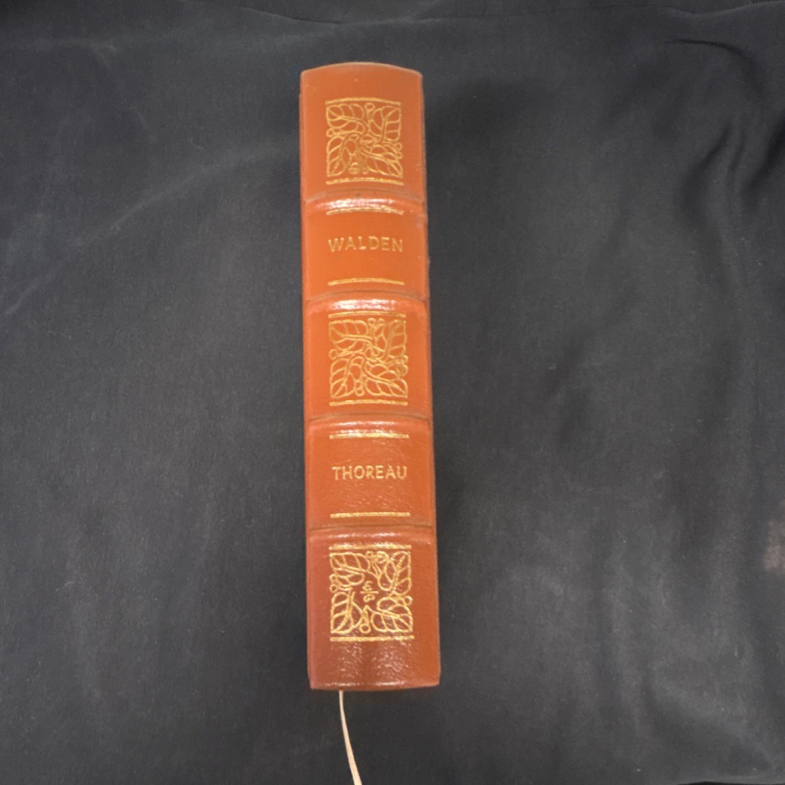 The Easton Press Walden Collector’s Ed Leather Bound Illustrated HC 1980