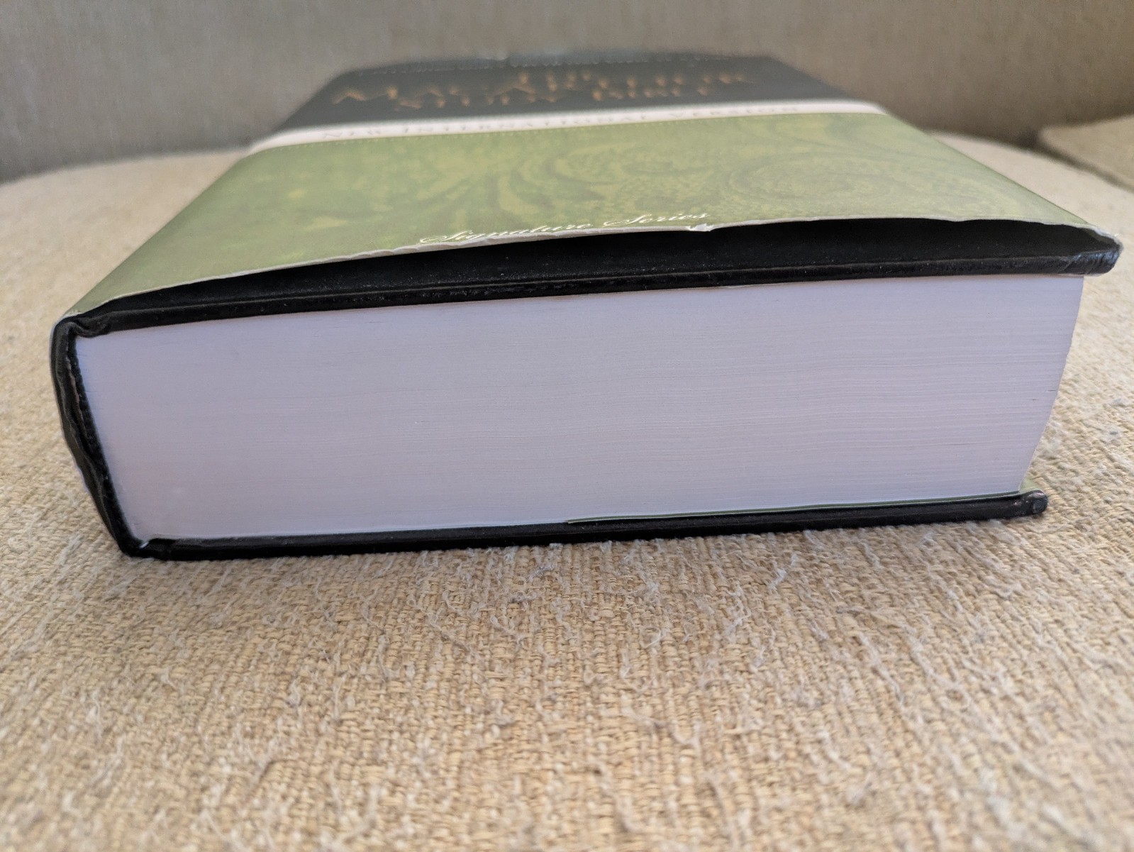 The MacArthur Study Bible: New International Version, Signature Series | 2013