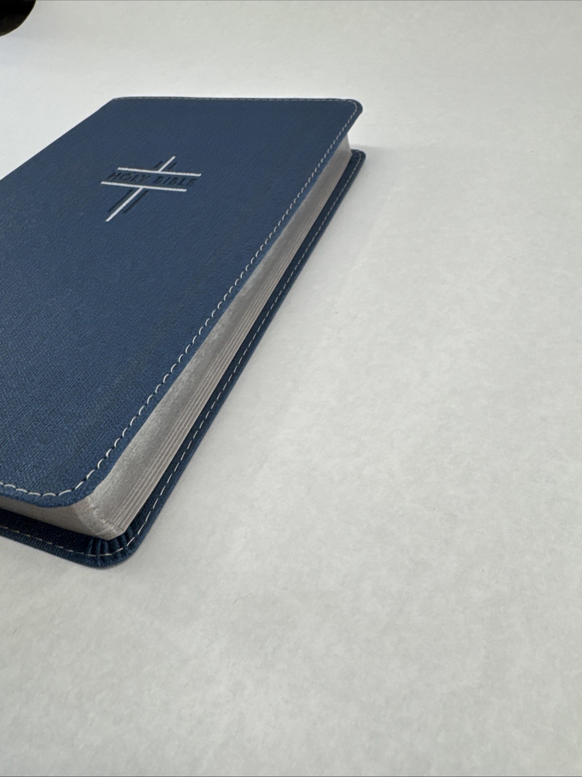 9780510454953 Blue LeatherSoft Niv Zondervan, Thin Line 2022 Red Letter Bible