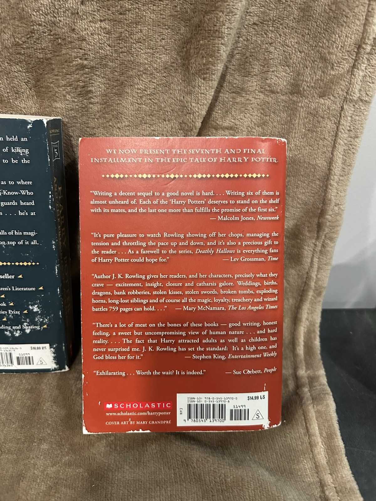 Harry Potter 5 Book Set 1-4, 6-7 Slightly Creased Slightly Withered