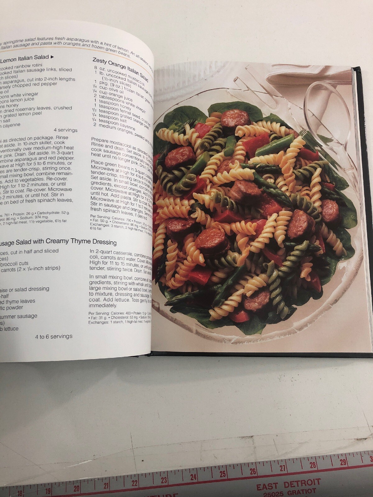 Microwave Cooking Library : 1 Lb. of Imagination – Barbara Methven (1991, HC)
