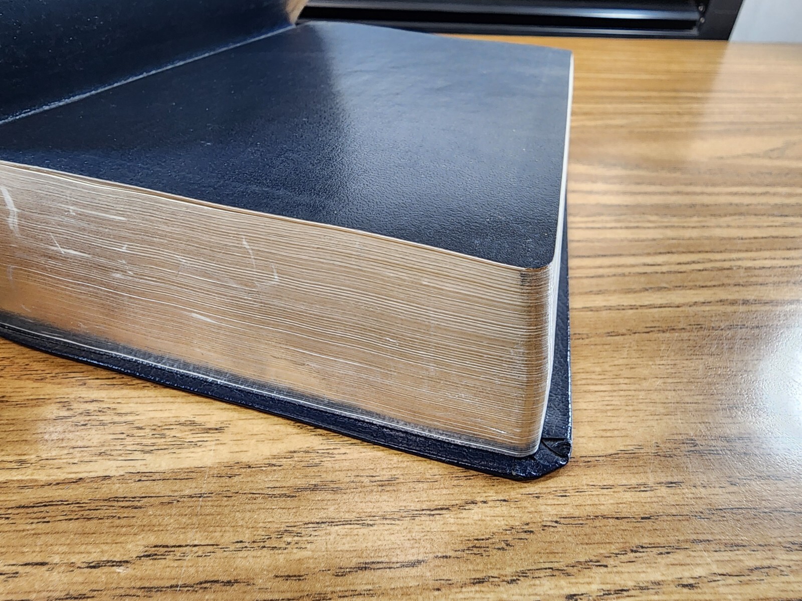 Life Application Study Bible New Living Translation Bonded Leather – 8.25″×5.5″