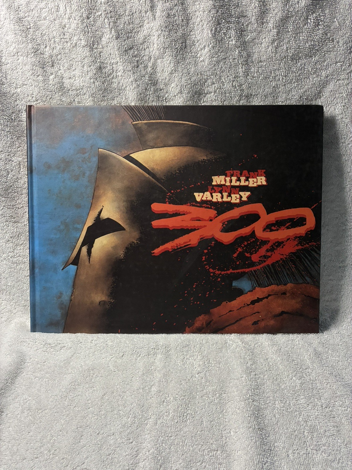 300 Dark Horse Comics 1999 by Frank Miller & Lynn Varley First Ed HC Excellent