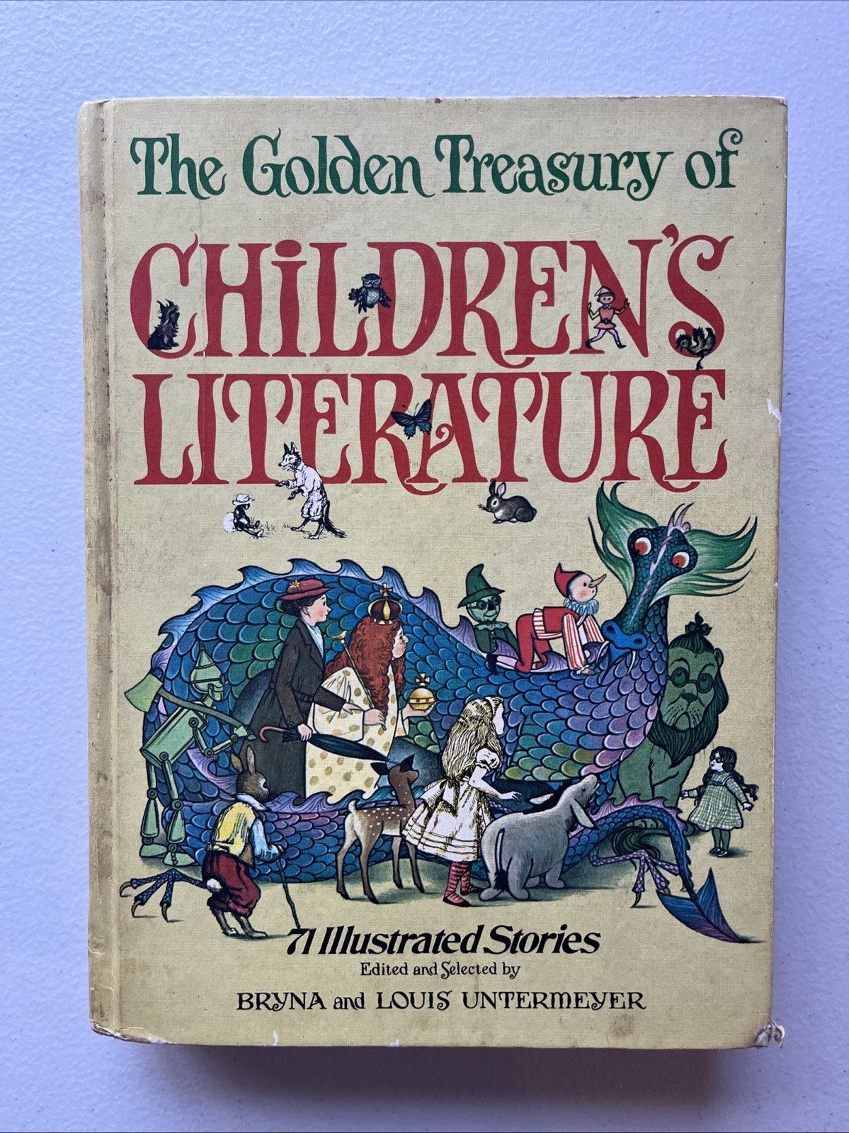 The Golden Treasury of Children’s Literature 1971 Printing Golden Press HC