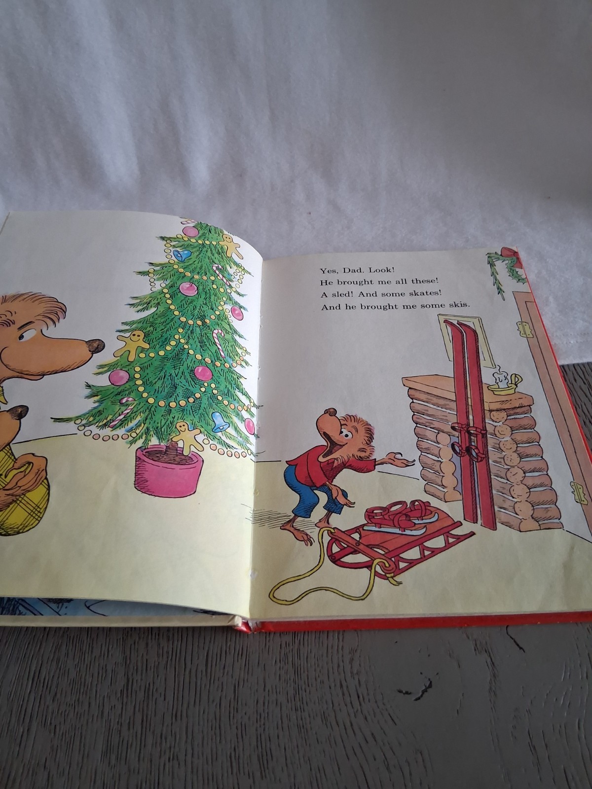 Vintage 1970 1st Edition “THE BEARS CHRISTMAS” by Stan & Jan Berenstain