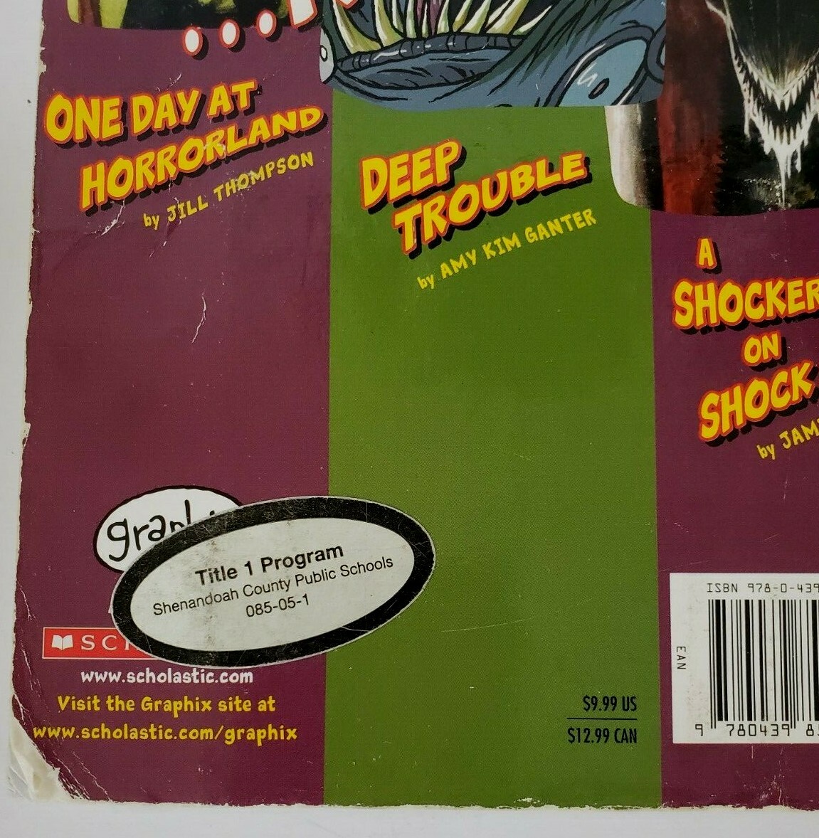 Lot of 10: 7 Goosebumps (1990s), 2 Horrorland (2000s), 1 Graphic Novel (1995)