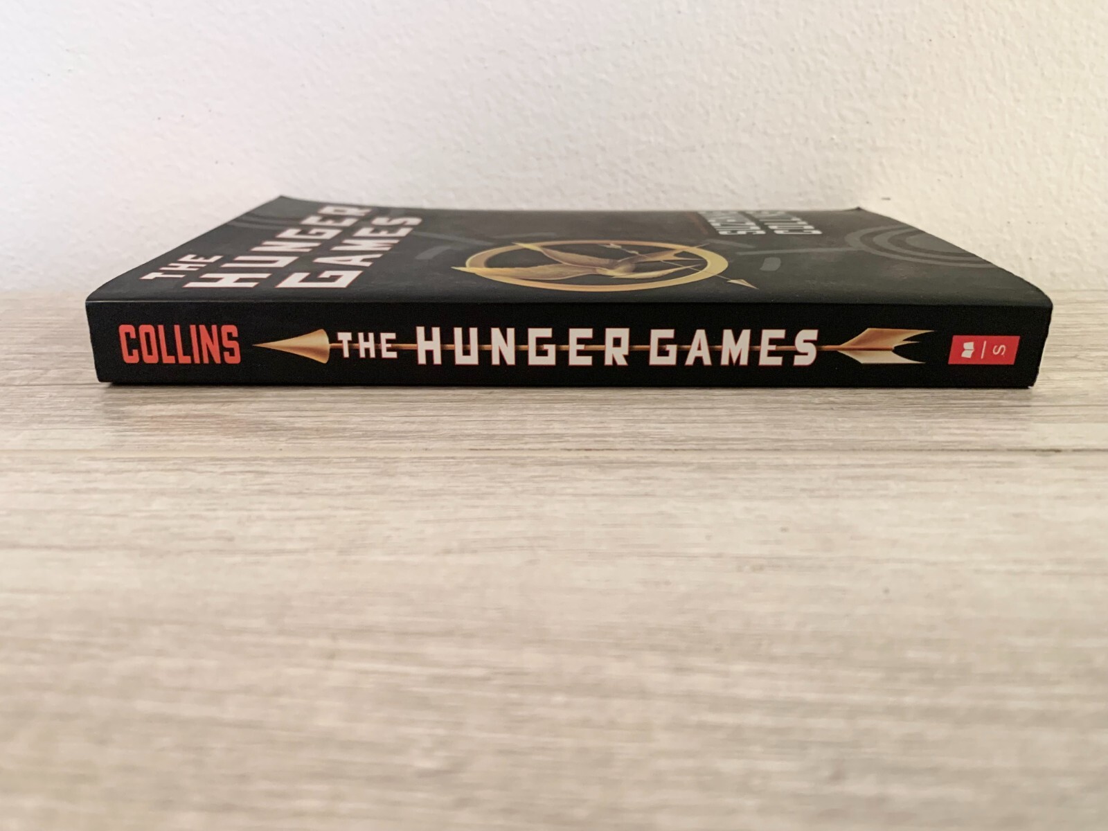 The Hunger Games Book # 1 Suzanne Collins